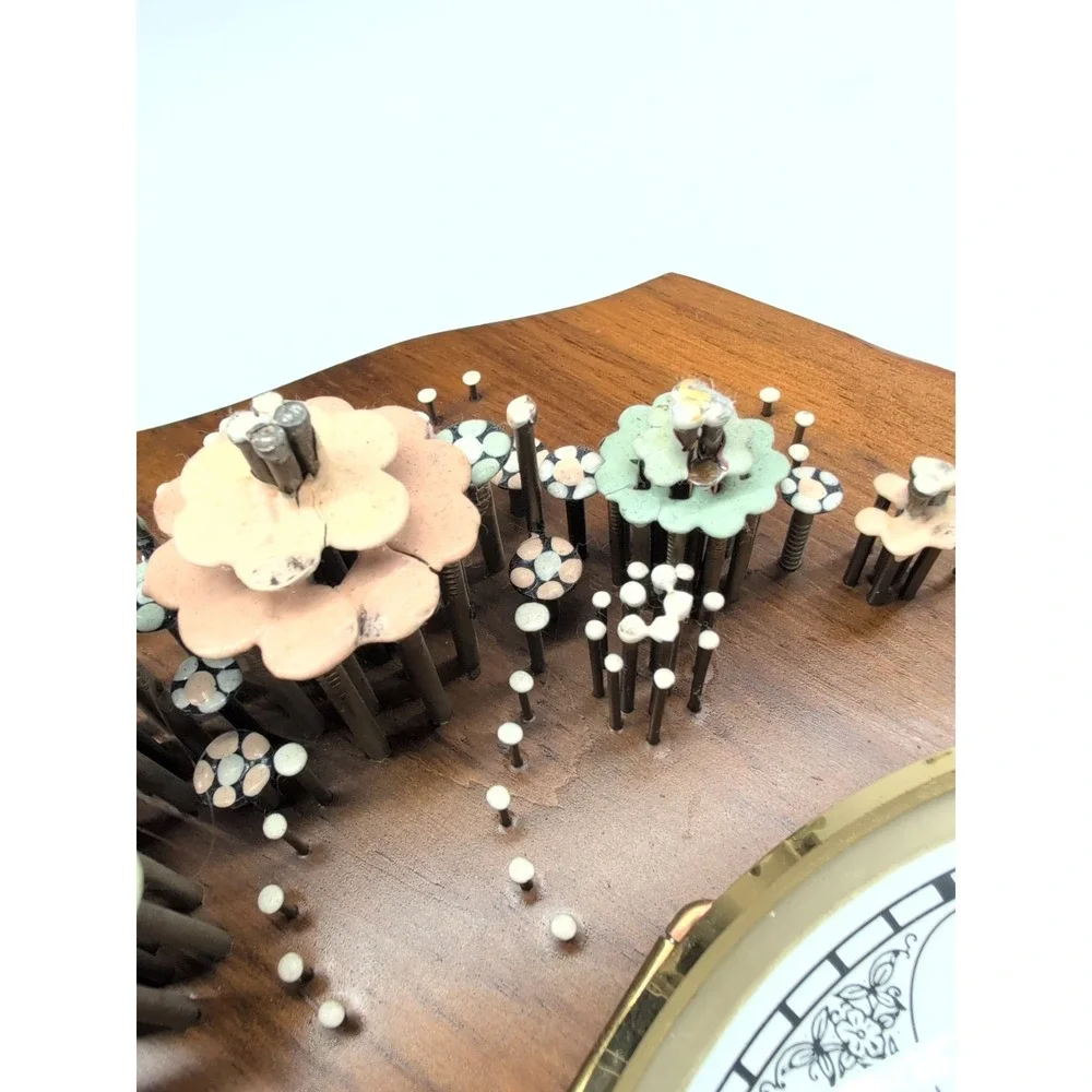 Pol-O-Craft Wall Clock Brown Vintage 1975 Nails In Bloom Floral NailArt 451-1